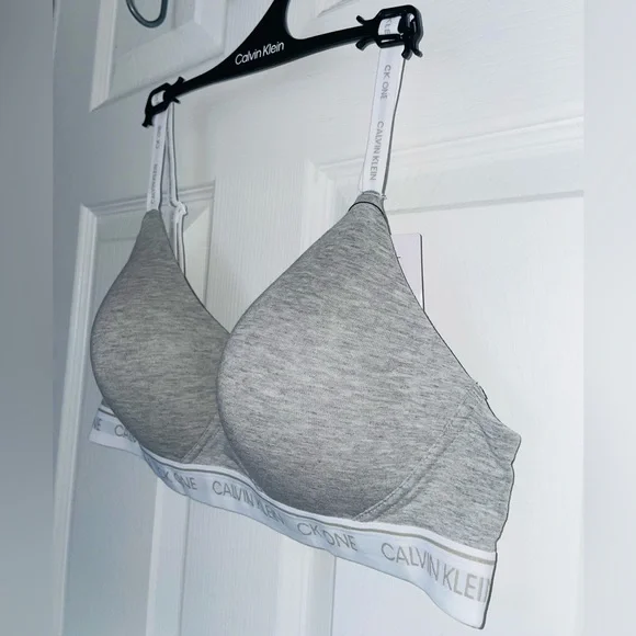 Calvin Klein bralette (UPdated sizes) - Picture 2 of 5
